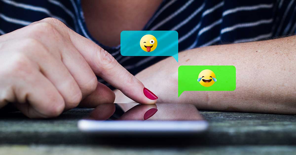 texting con emoji