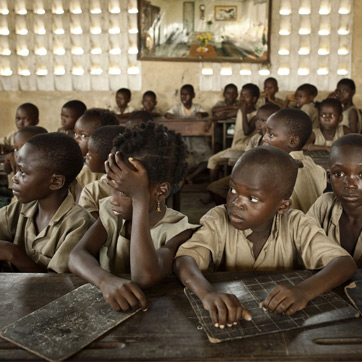 Bambini in una scuola Unicef in Africa